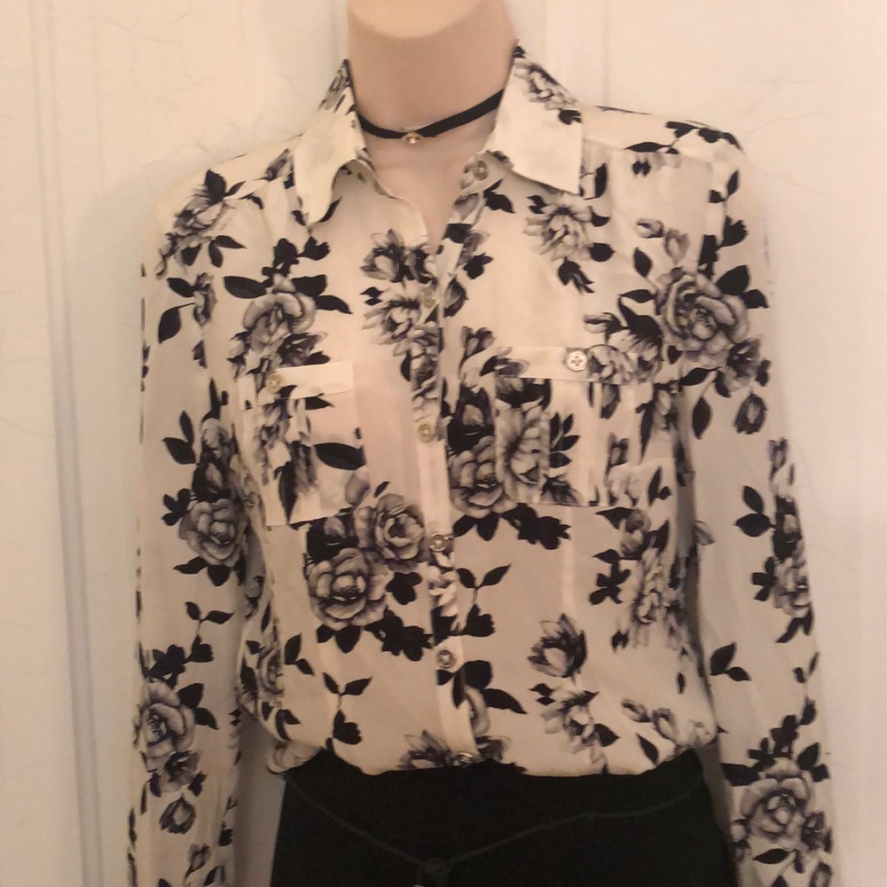 WHBM White black floral blouse S - Picture 3 of 6